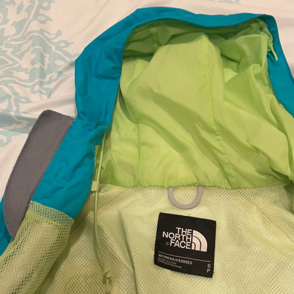 The North Face Lightweight Jacket - image 7